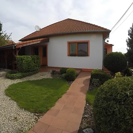 招待所 Daja Podhájska